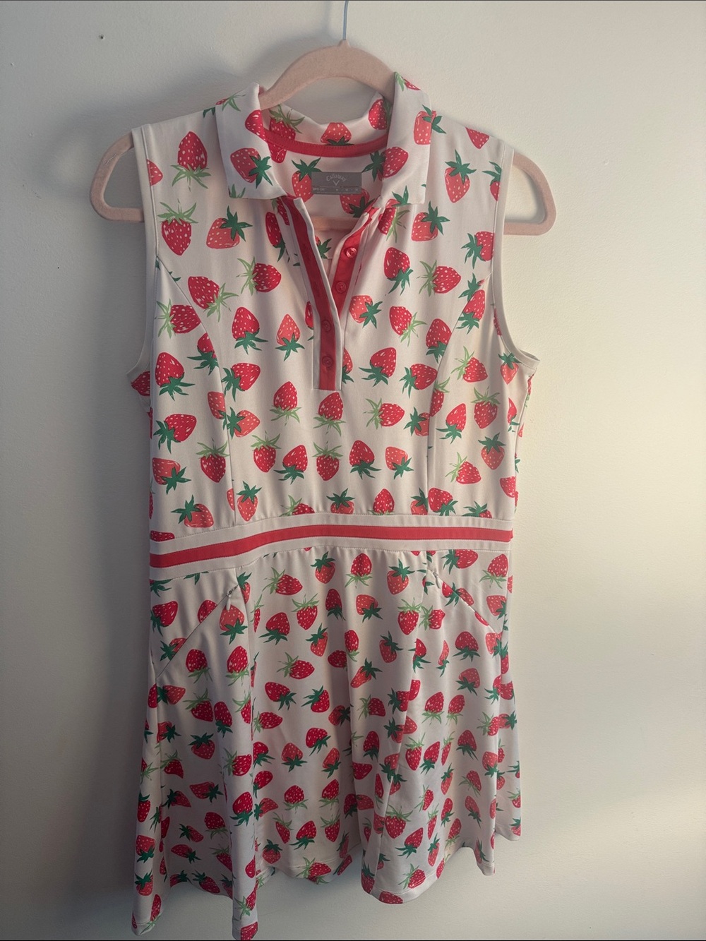 Callaway Sleeveless Strawberry Print Polo Dress - White & Red